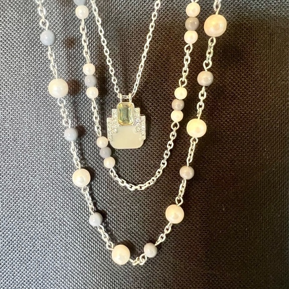 𝅺lia Sophia Necklace - Picture 1 of 5